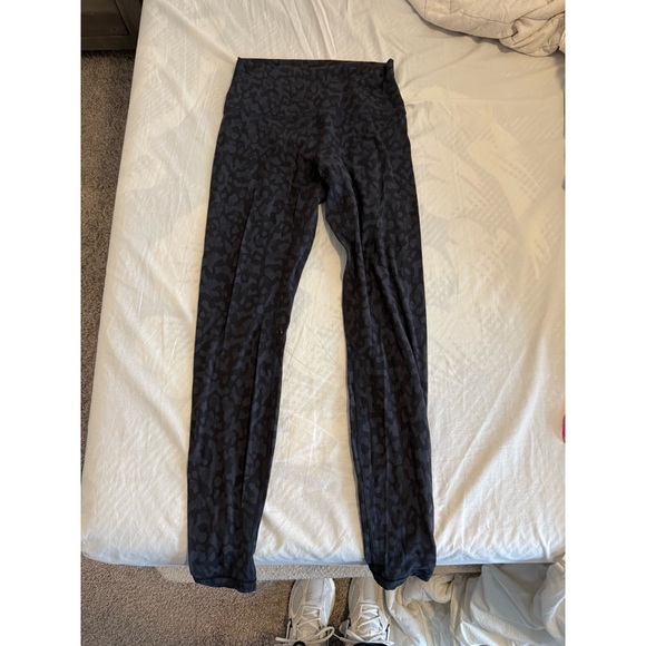lululemon athletica Black Patterned Leggings - Picture 4 of 5